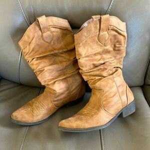 Never Worn! Cowgirl Boots